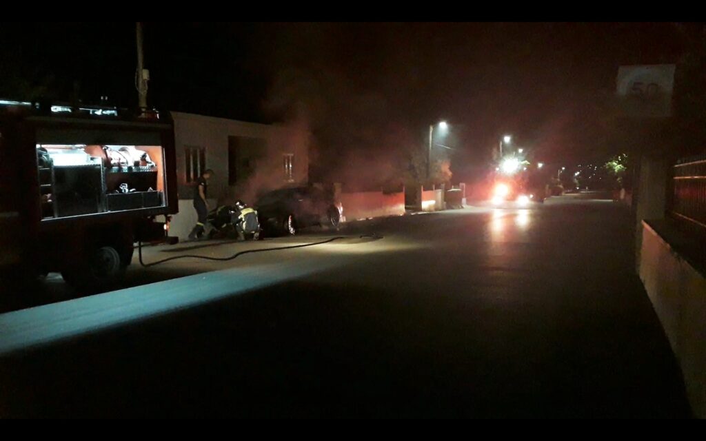 Χανιά: Αυτοκίνητο τυλίχτηκε στις φλόγες – Άμεση επέμβαση της Πυροσβεστικής