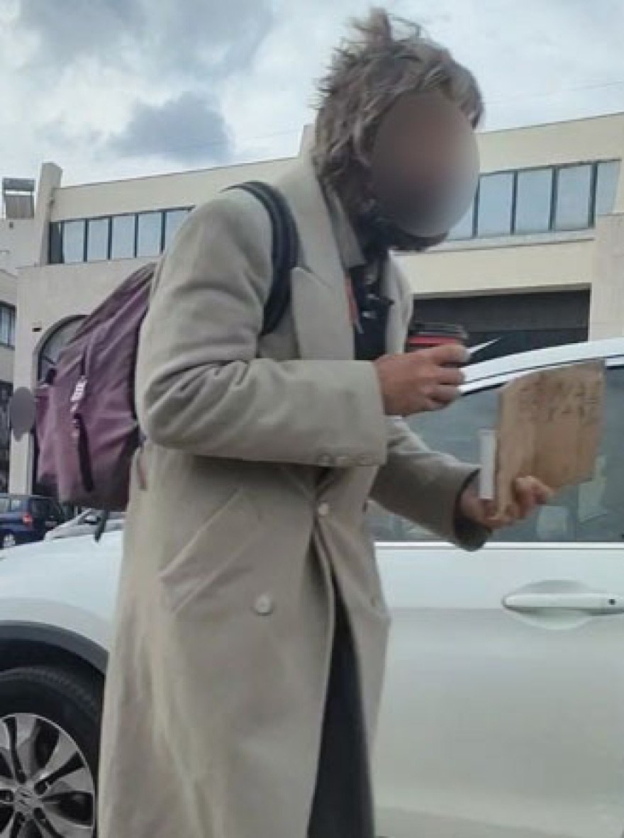 Το ελληνικό FBI αποκάλυψε σπείρα που έφερνε Ρουμάνους στην Αθήνα, τους κρατούσε ομήρους και τους έβαζε να ζητιανεύουν στα φανάρια