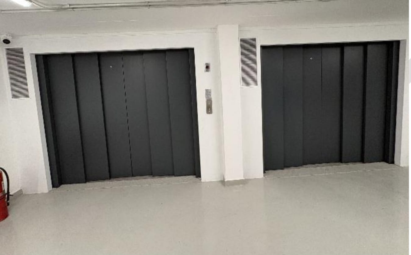 bb828c0c d7c9 483f bb50 d3366f625636