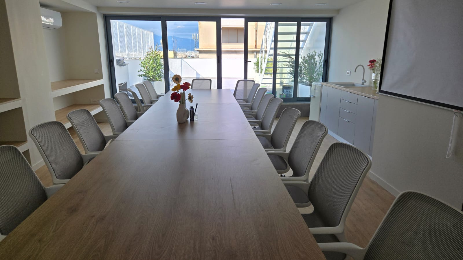 4146e077 cb8f 4350 83e4 963be519db71