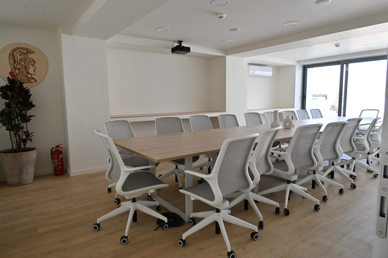 53c1b390 73d1 4f21 9172 f35ef5eb6ae9